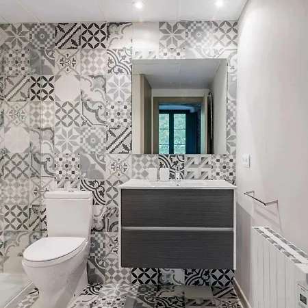 Bonaventura 4 Restored In Heart Of Apartment Girona